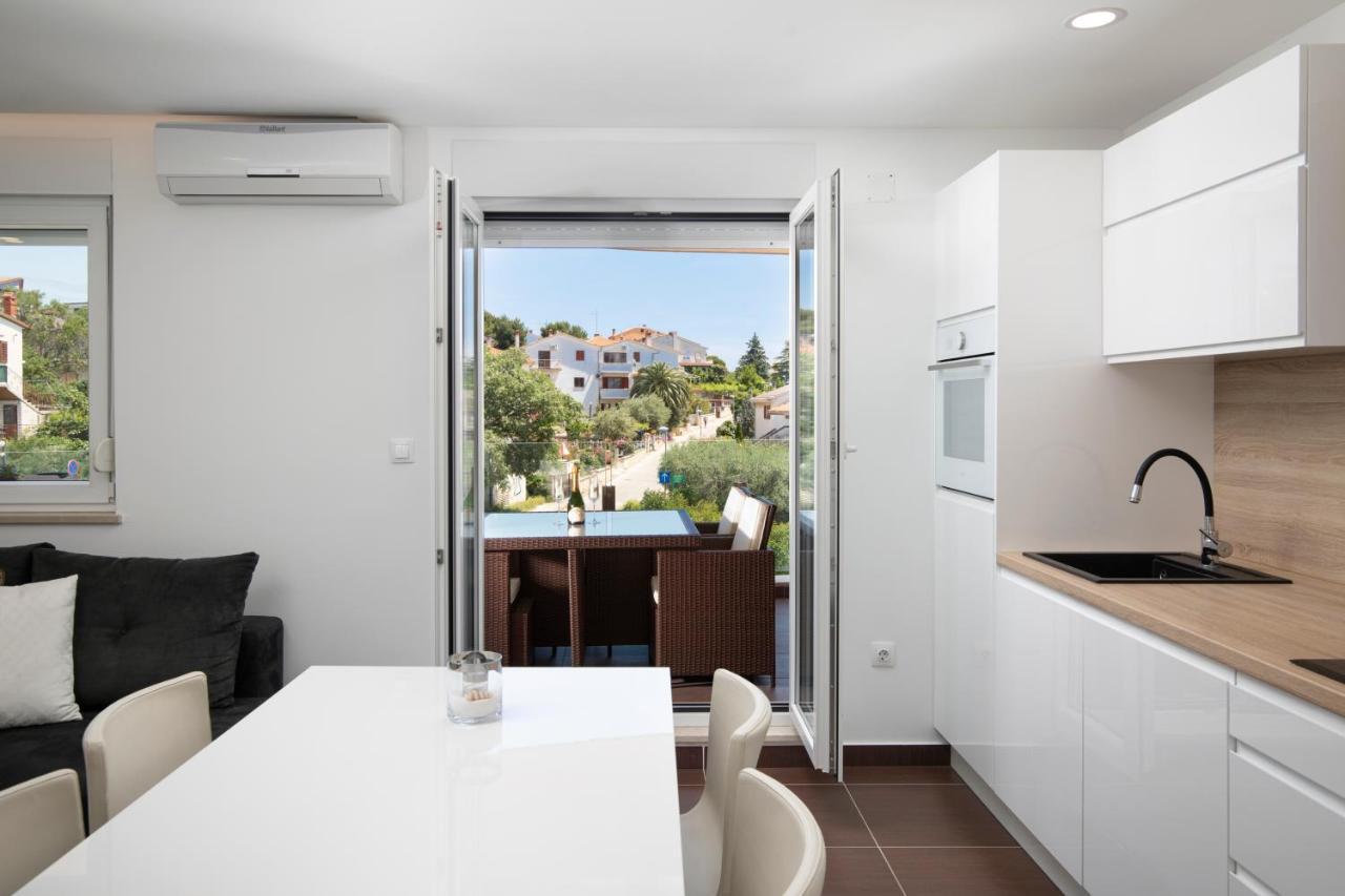 Monte Paradiso Sun Apartment Pula Exterior foto